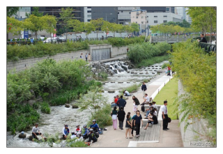 Korea - Day 9 - Cheong Gye Cheon - 3